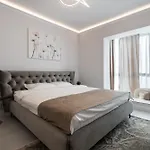 Plaza 45 Apartamento *