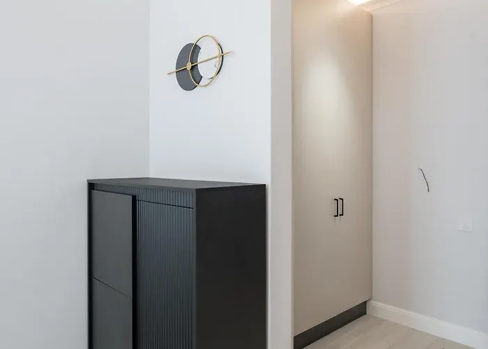 Апартаменти Plaza 45 *